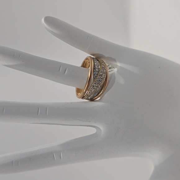 NWT ✅18K YG Diamond Ring Set in Pavé brilliant-cut diamonds, .91ctw SZ 7 ⭐ NEW